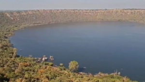 Maharashtra’s Lonar Lake Sees 20-Foot Water Rise, Rare Crater Lake Draws Attention